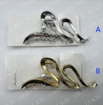 Broches
